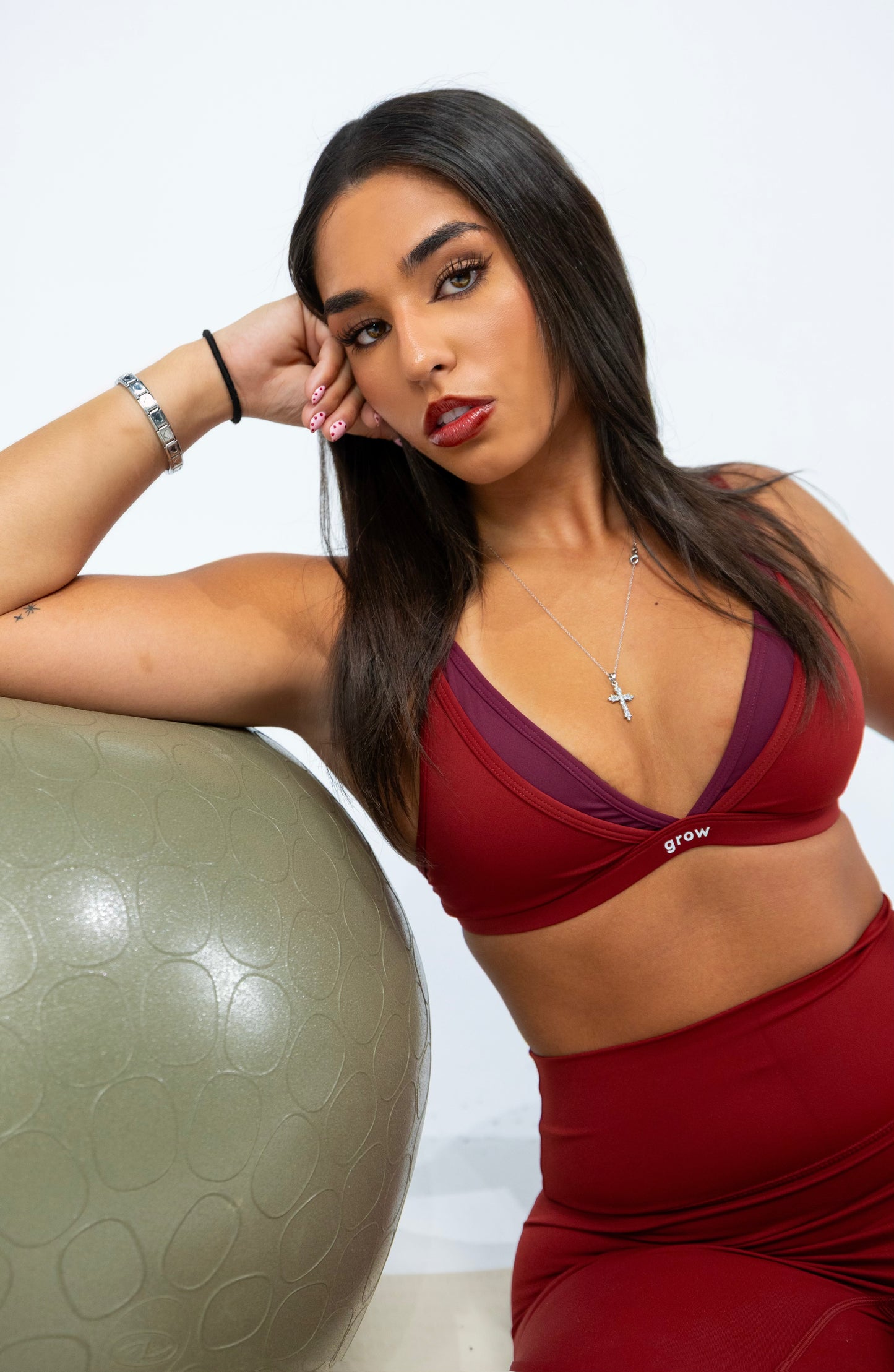 Layers Halter V Crop